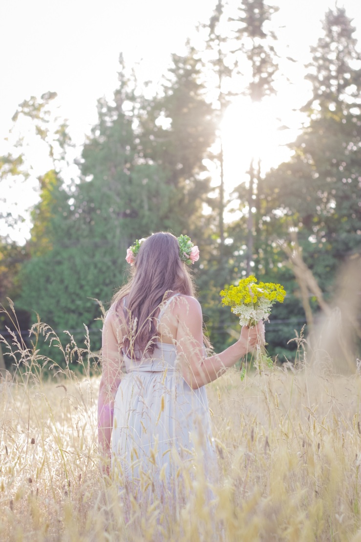Sunlit Maternity Photos | Home, by Kristina
